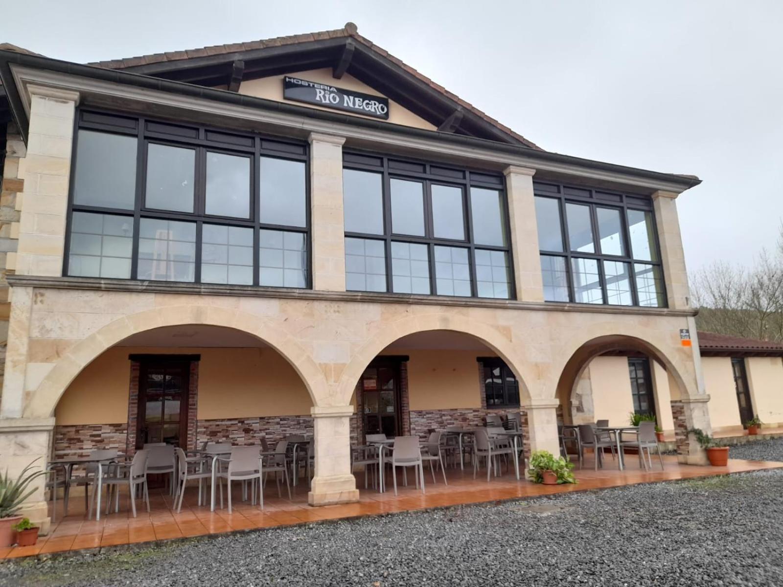 Hosteria Rio Negro Bárcena de Cicero Extérieur photo