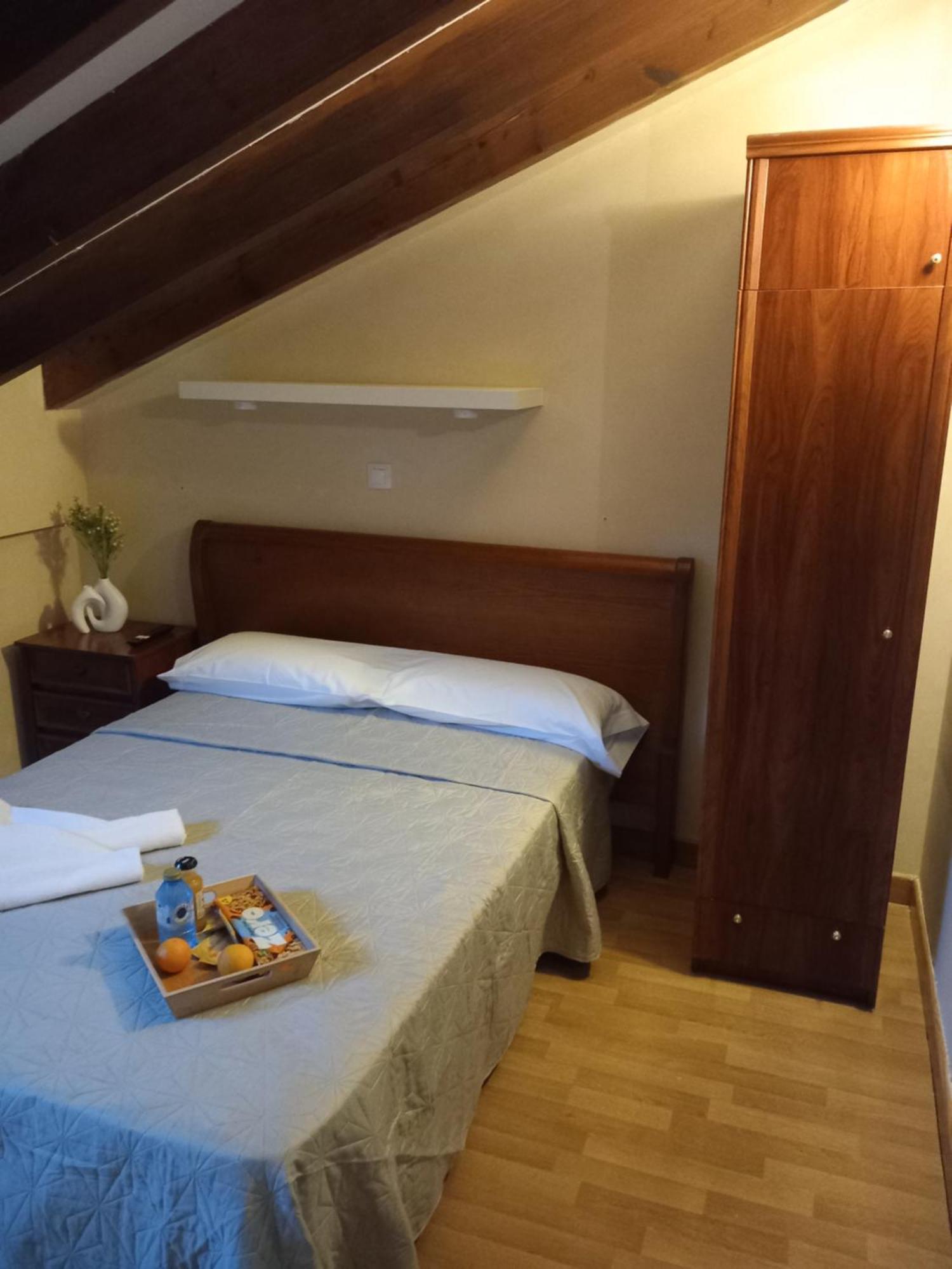 Hosteria Rio Negro Bárcena de Cicero Extérieur photo